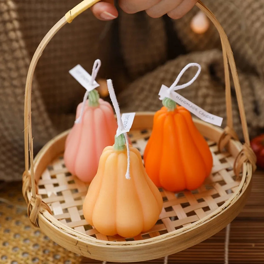 1Pc Pumpkin Shaped Scented Candle Handmade Wax Home Party Table Decor,For Halloween decorations and Halloween gifts