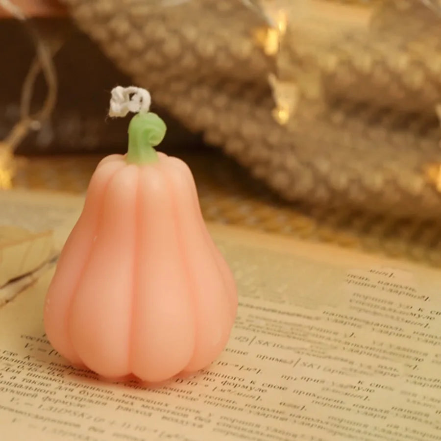1Pc Pumpkin Shaped Scented Candle Handmade Wax Home Party Table Decor,For Halloween decorations and Halloween gifts