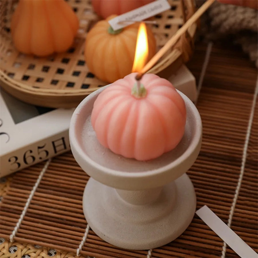1Pc Pumpkin Shaped Scented Candle Handmade Wax Home Party Table Decor,For Halloween decorations and Halloween gifts