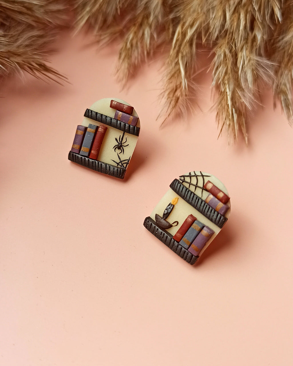 Spider Earrings/ Halloween Earrings/ Polymer Clay Earrings/ Glow in the dark/ Halloween Earrings Clay/ Small details studs/ Spooky jewelry