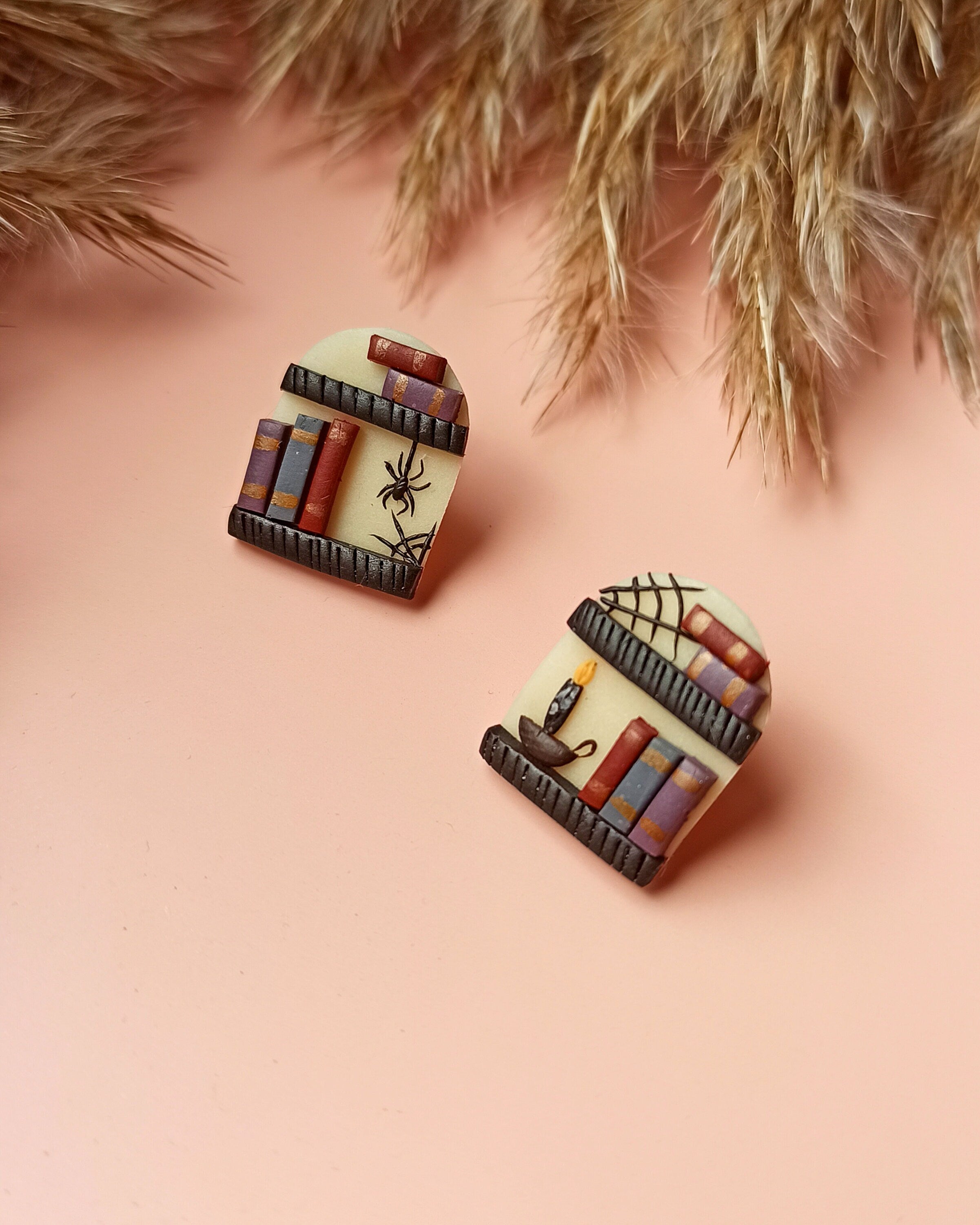 Spider Earrings/ Halloween Earrings/ Polymer Clay Earrings/ Glow in the dark/ Halloween Earrings Clay/ Small details studs/ Spooky jewelry